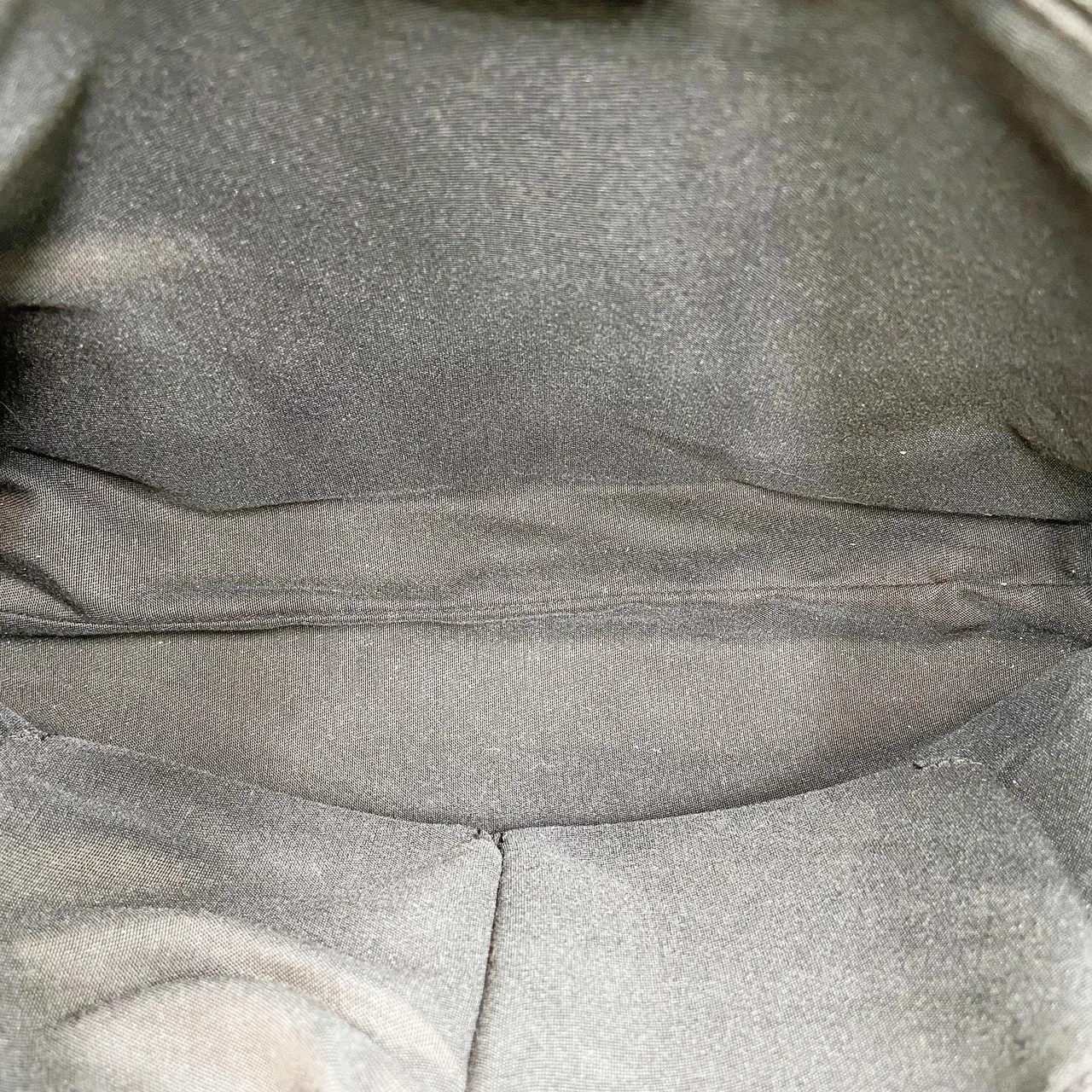 GUCCI GG SUPREME SHOULDER BAG view 4