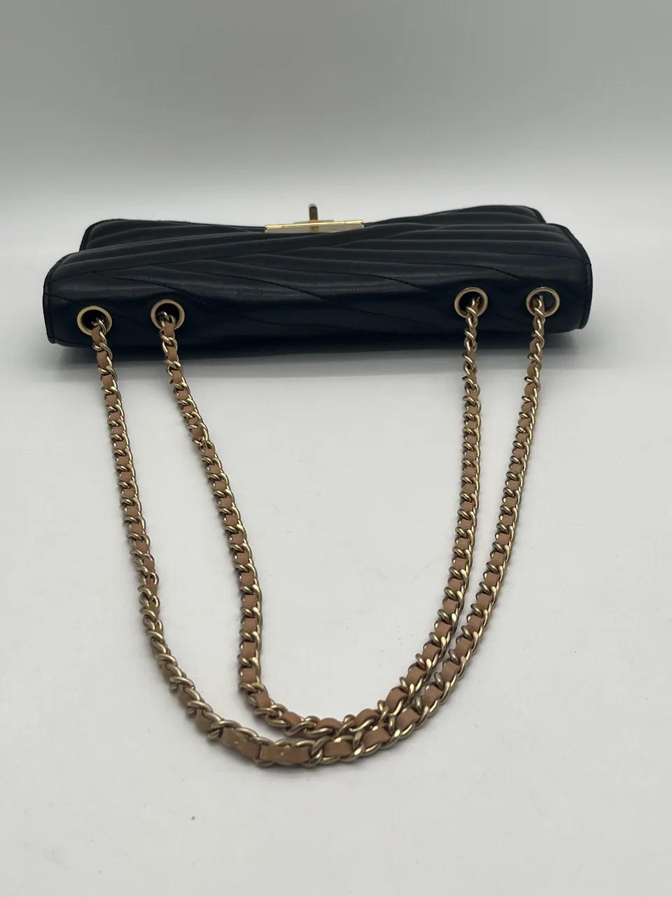 CHANEL LAMB SKIN CHAIN SHOULDER BAG photo 3