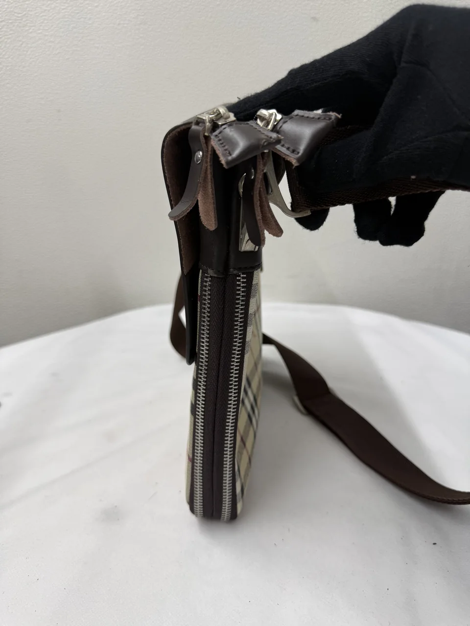 BURBERRY SHOULDER BAG view 4