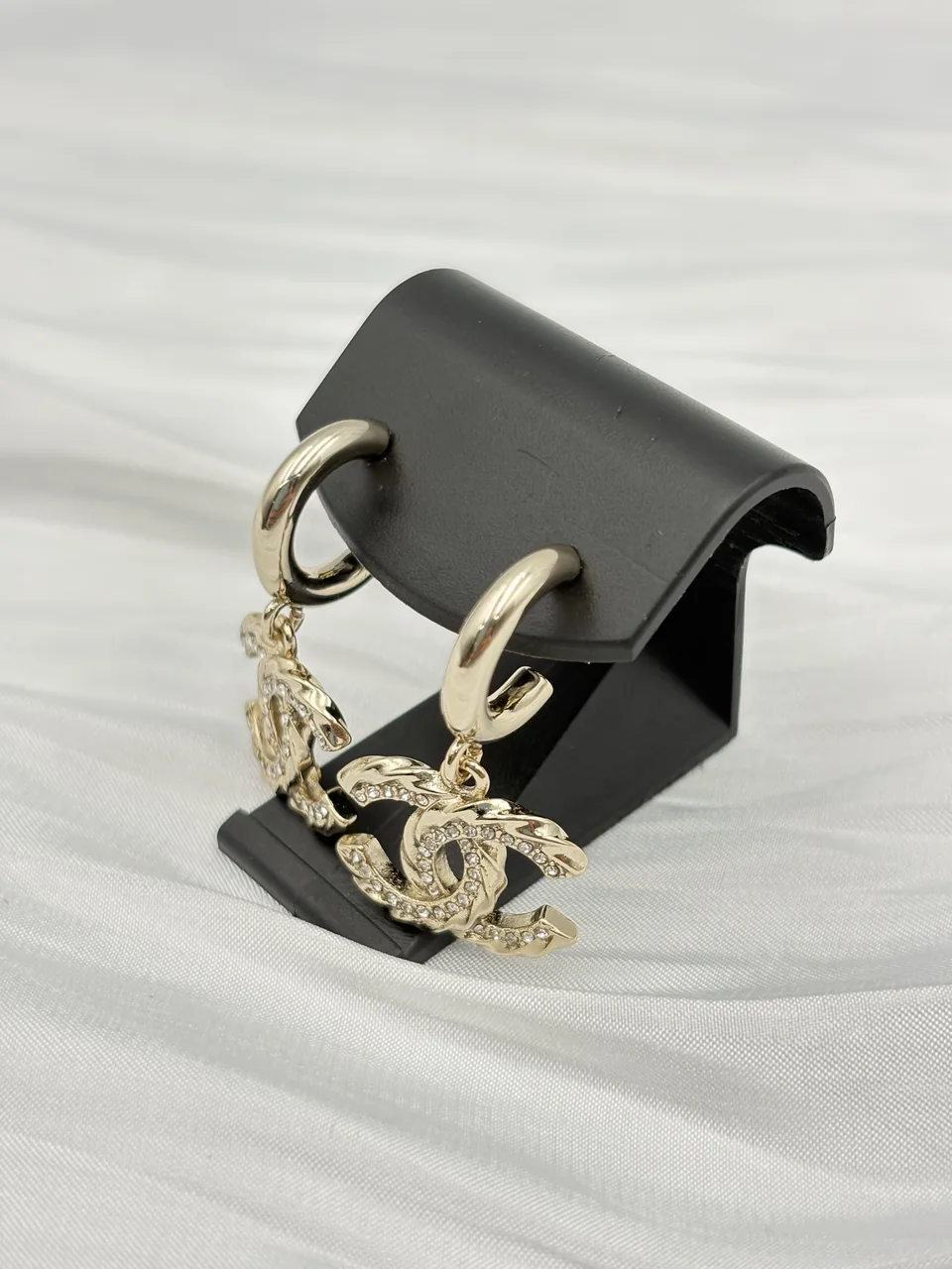CHANEL EARRINGS view 5