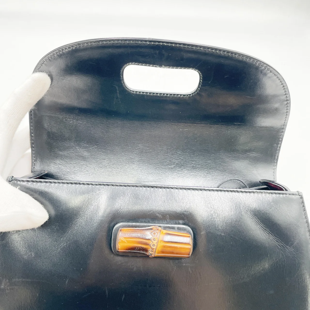 GUCCI BAMBOO HANDBAG (BLACK) view 8