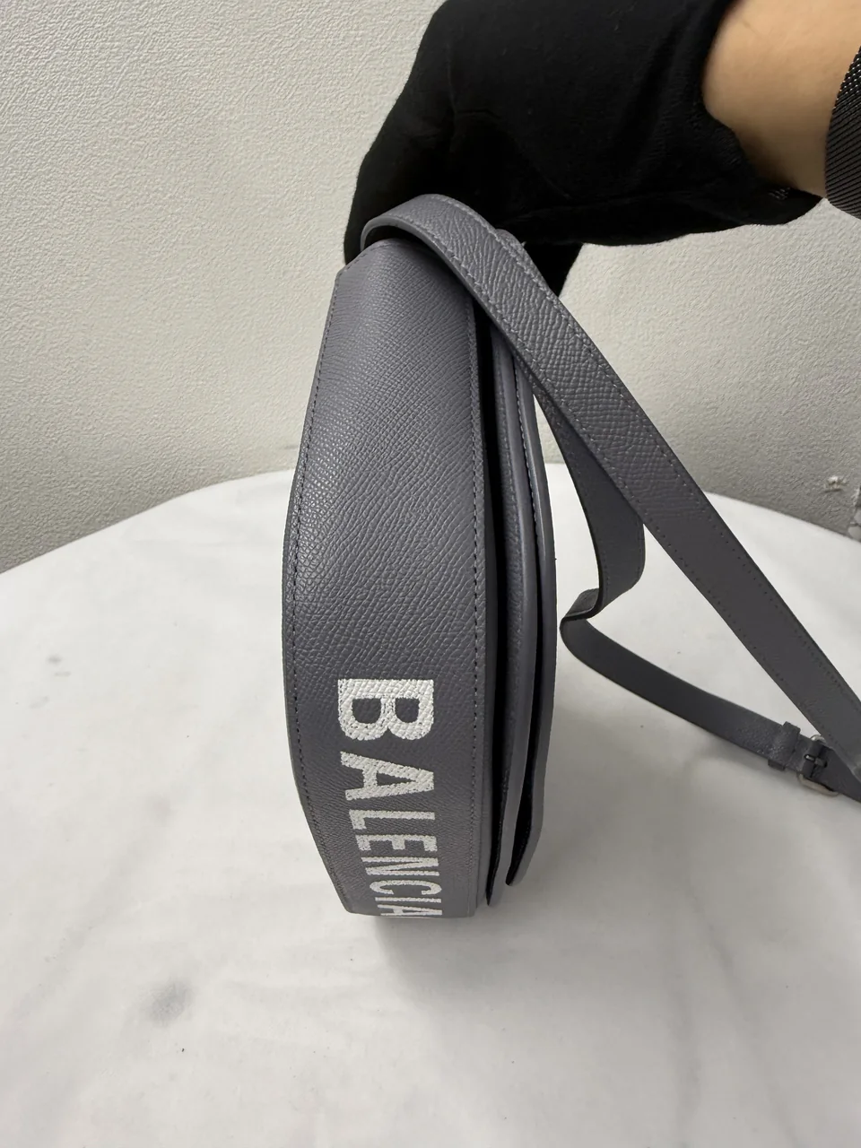 BALENCIAGA SHOULDER BAG view 4