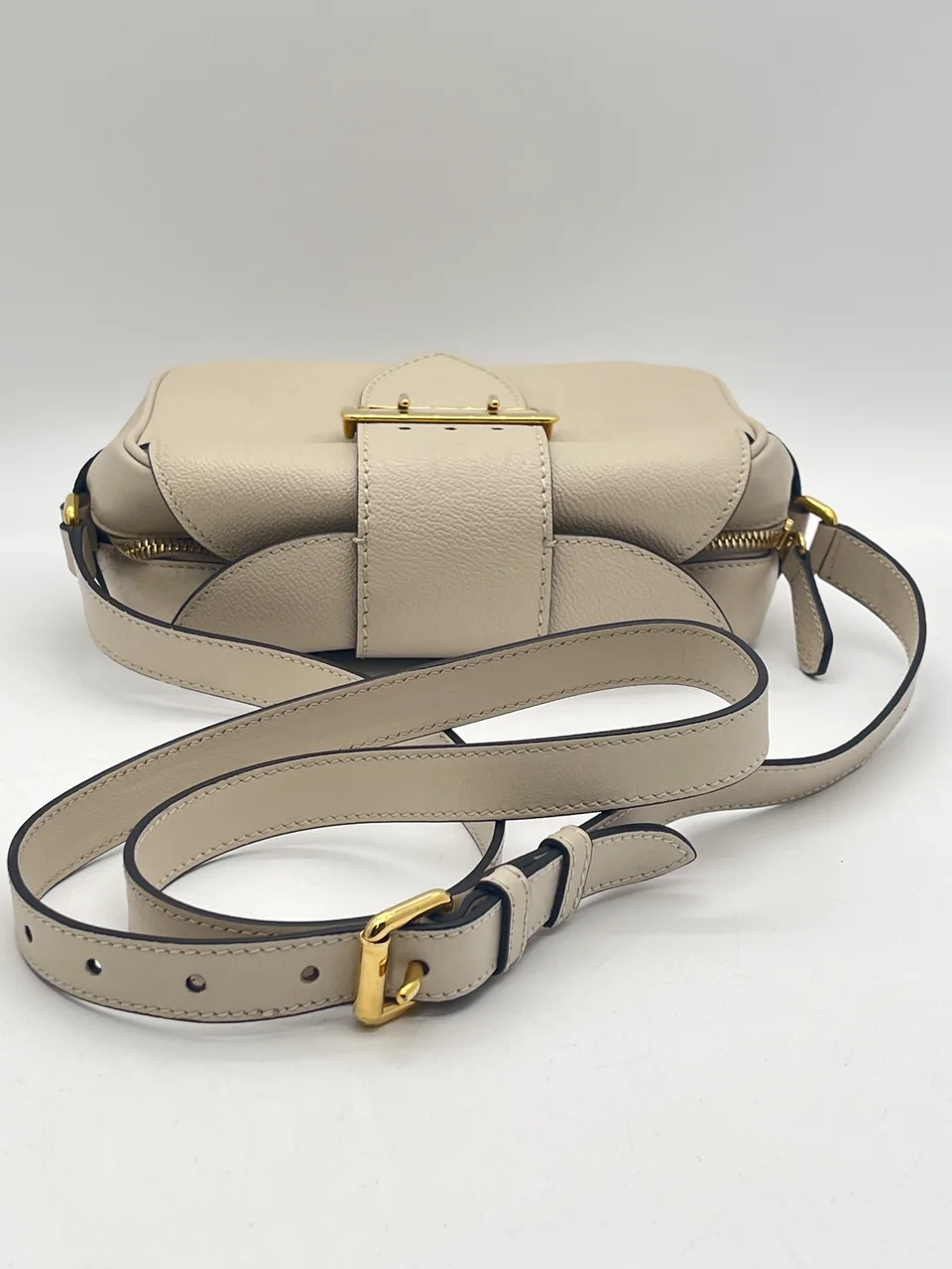 BURBERRY CAMERA BAG (BEIGE) view 5