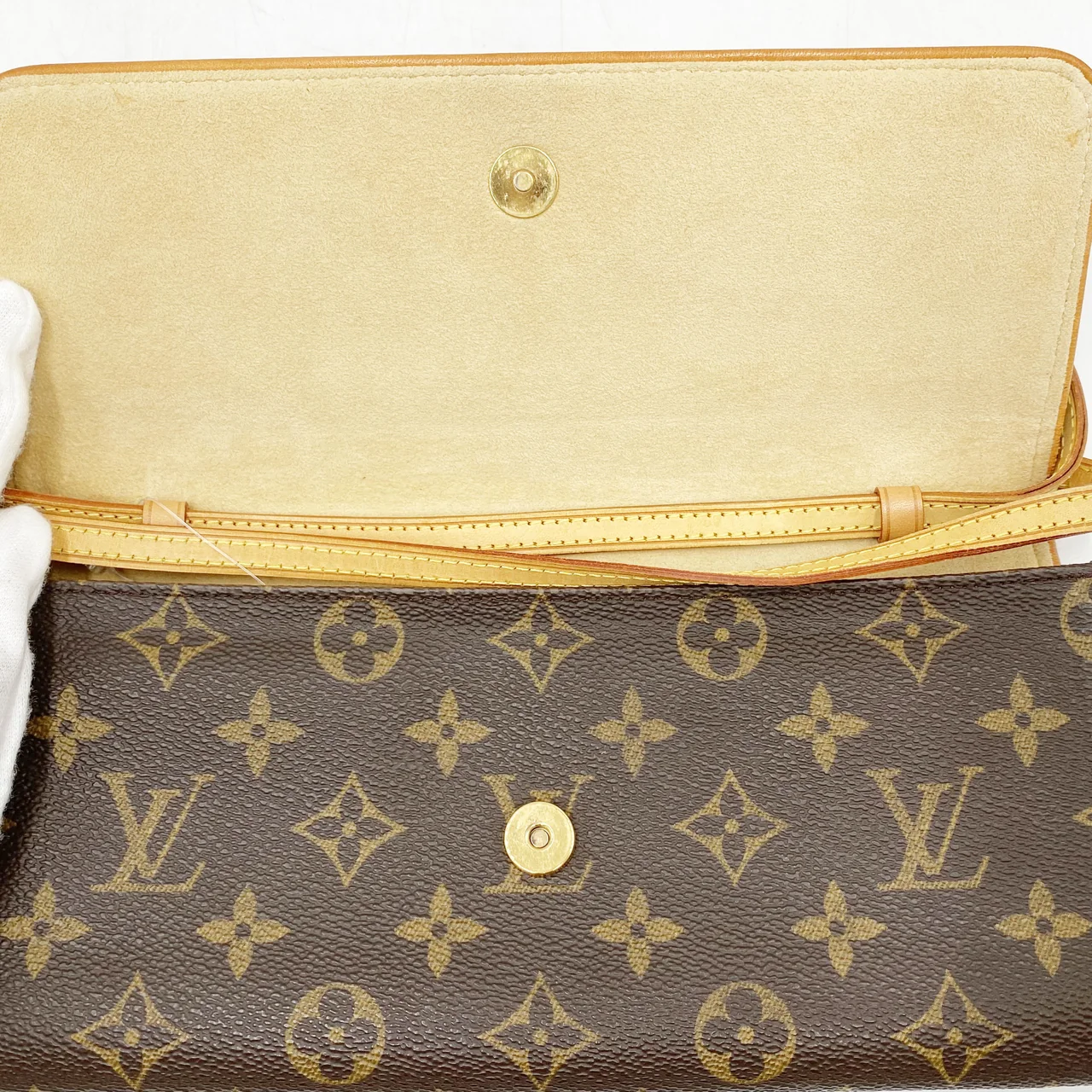 LV MONOGRAM POCHETTE TWIN GM view 4