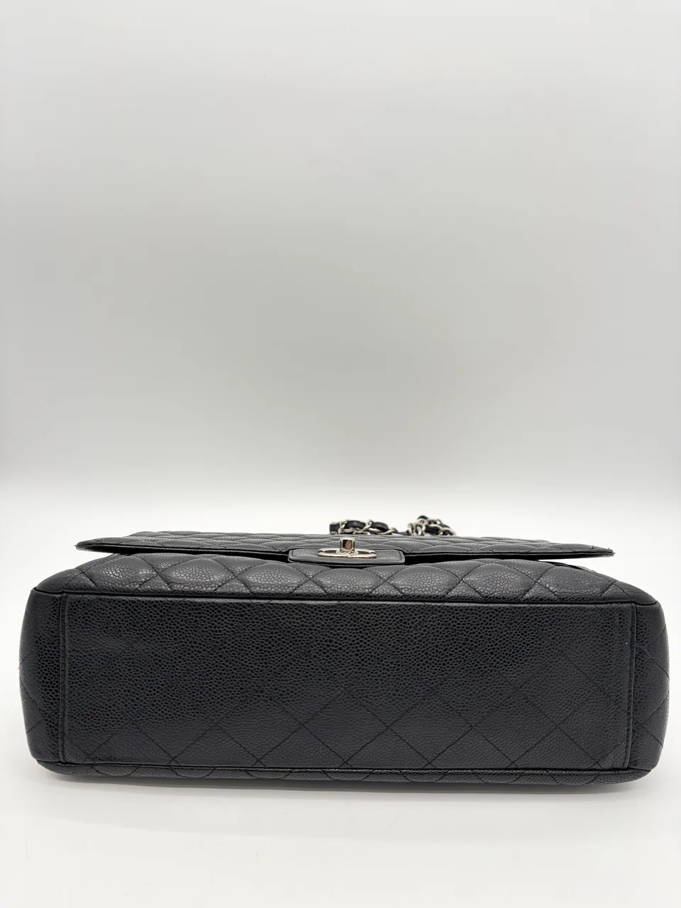 CHANEL CAVIAR MAXI DECA MATELASSE (13 SERIAL CODE) view 9
