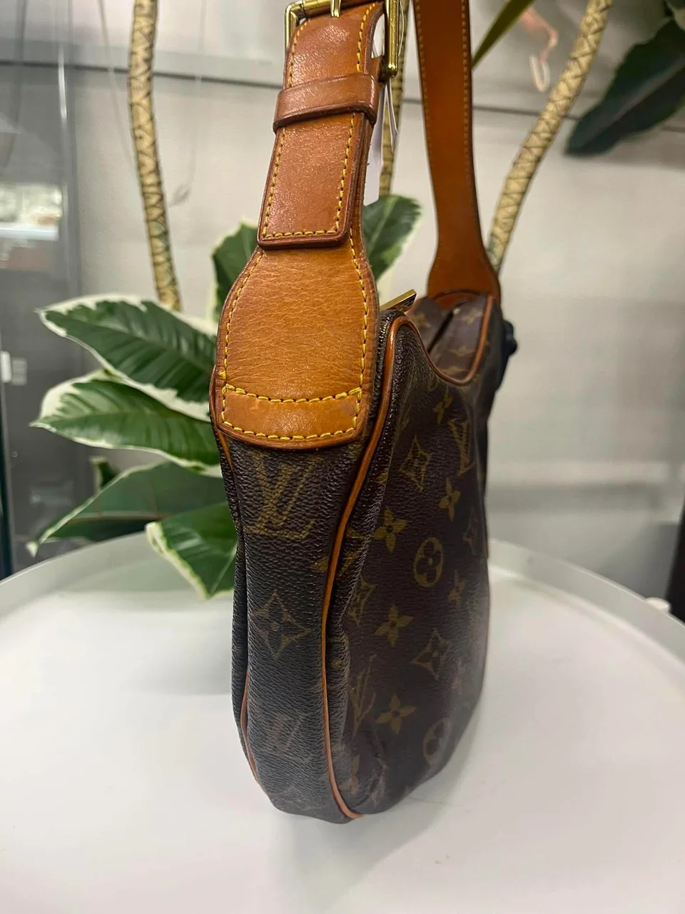 LV CROISSANT photo 5