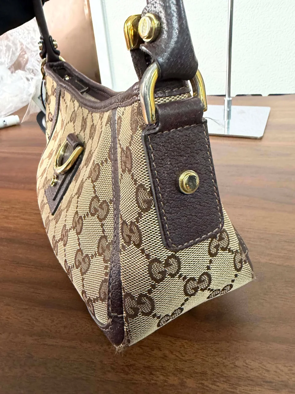 GUCCI GG CANVAS SHOULDER BAG (BROWN) view 7