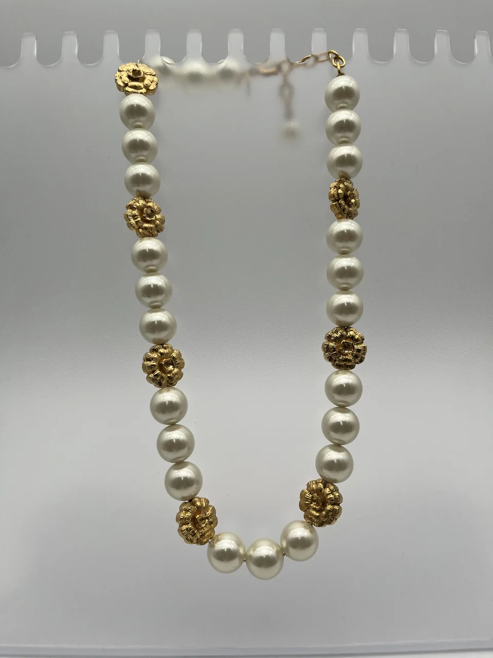CHANEL NECKLACE