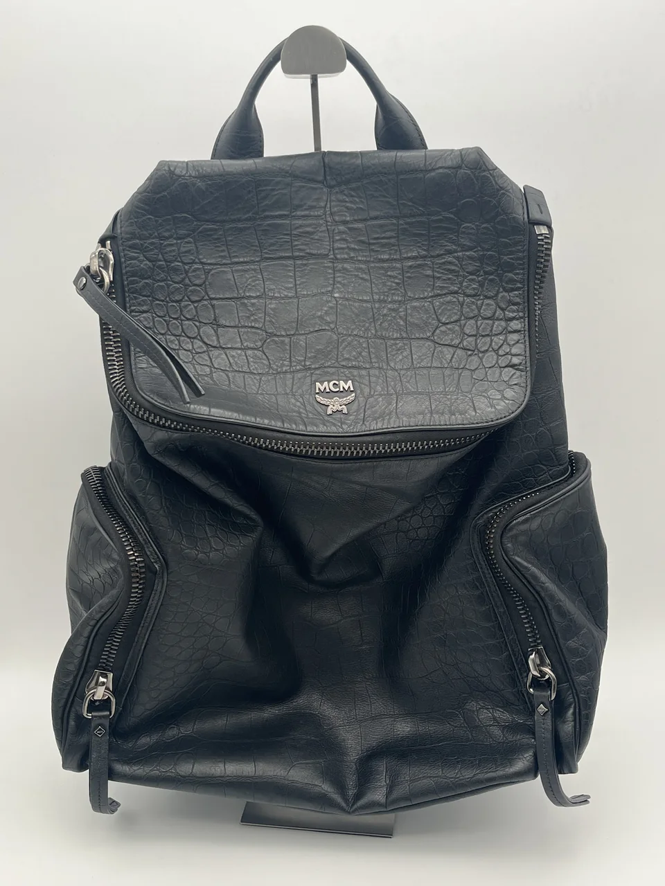 MCM BACKPACK (BLACK)