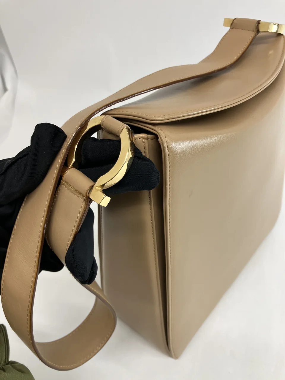 SALVATORE FERRAGAMO GANCINI BAG view 7