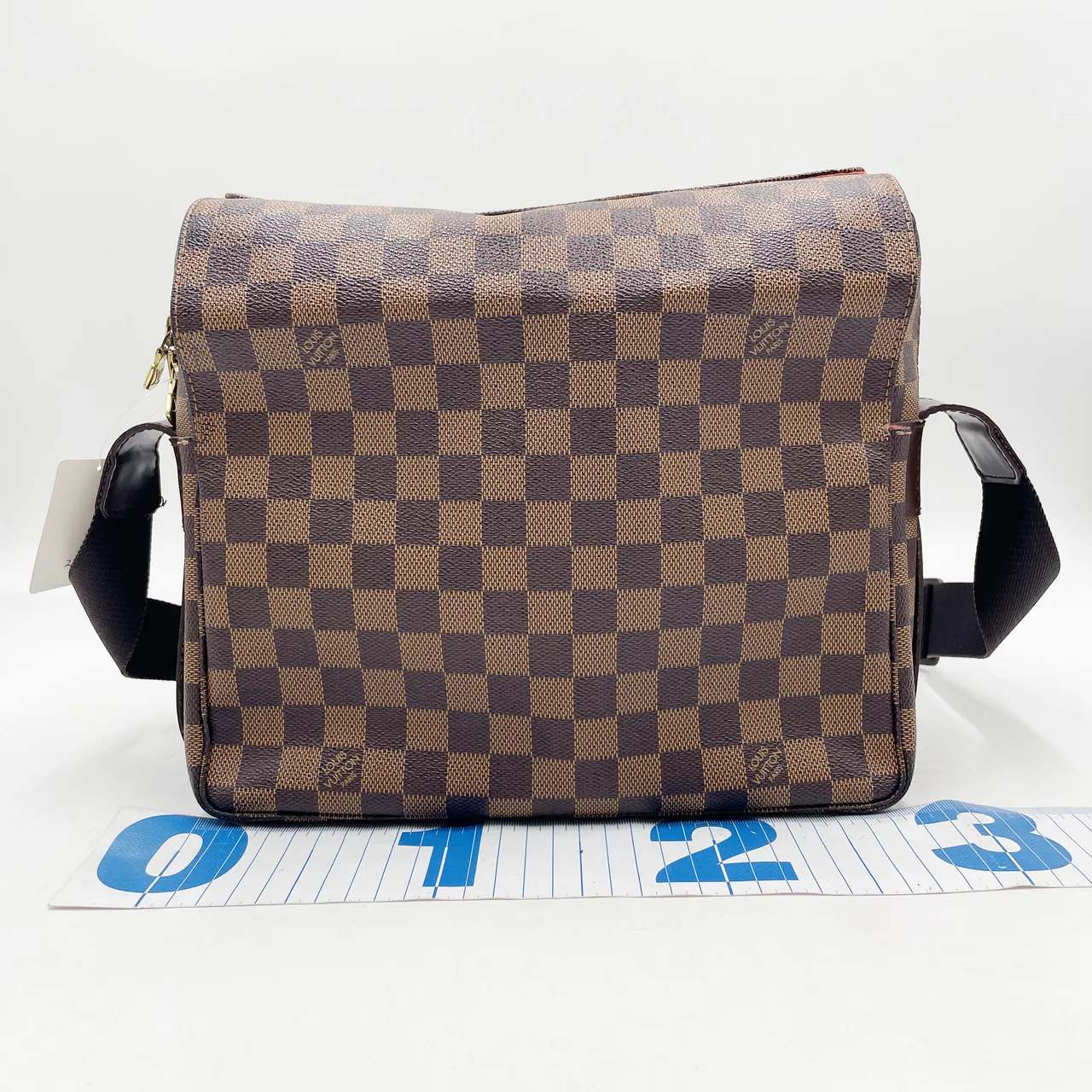 LV DAMIER NAVIGLIO view 10