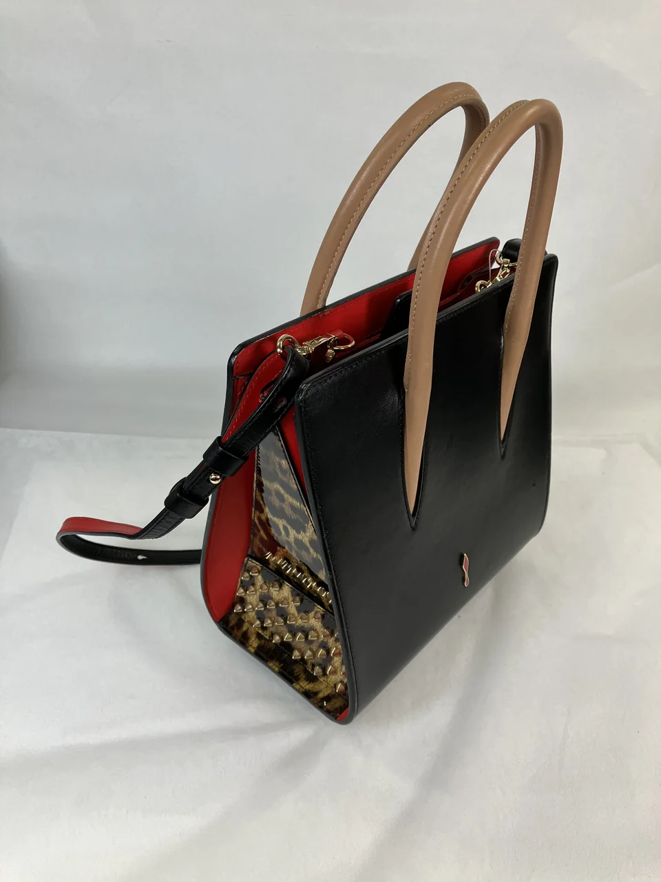 LOUBOUTIN PALOMA SHOULDER BAG hover