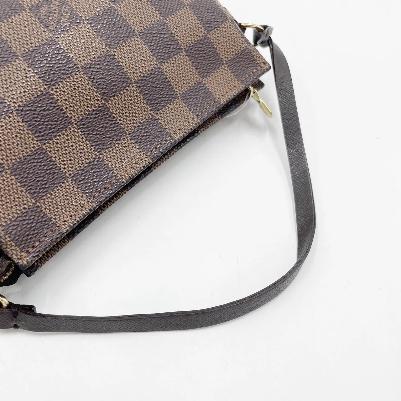 LV DAMIER TROUSSE MAKEUP view 12