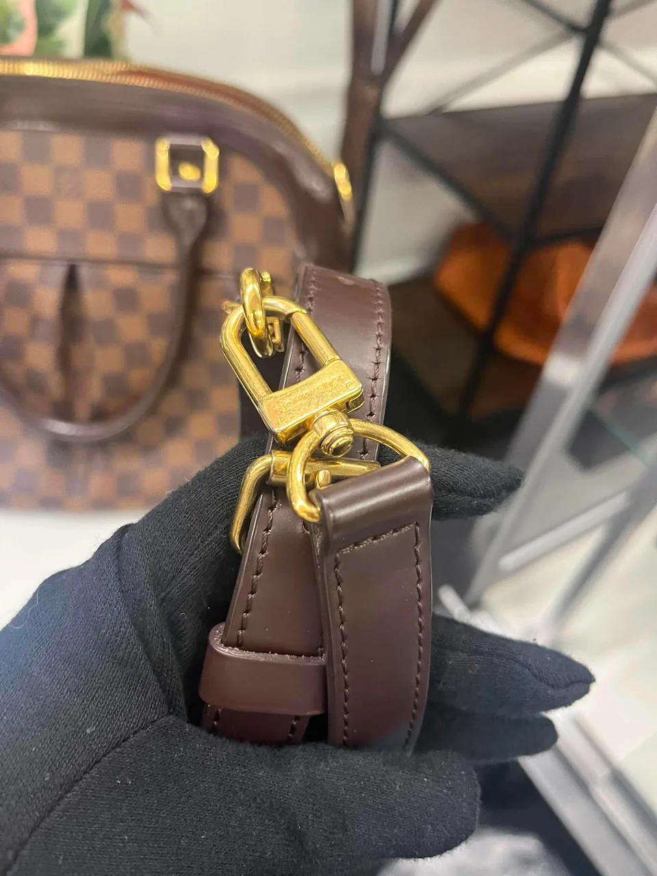 LV DAMIER TREVI PM view 11