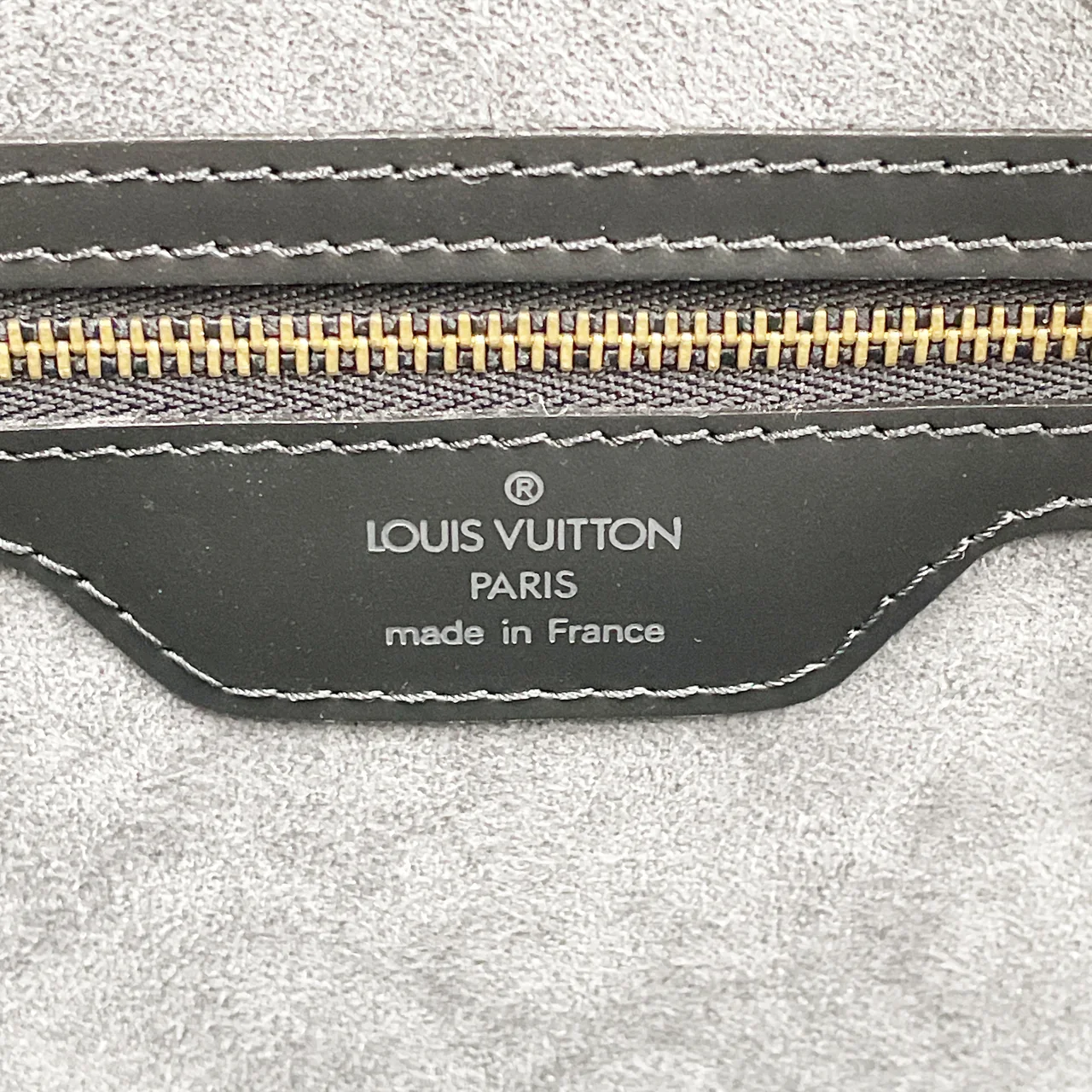 LV EPI SAINT JACQUES SHOPPING view 10