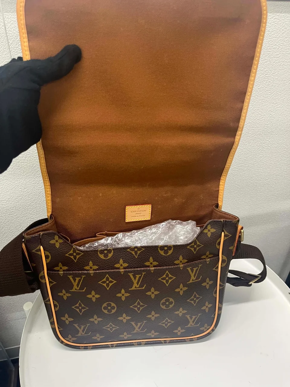 LV MONOGRAM MESSENGER BOSPHORE view 5