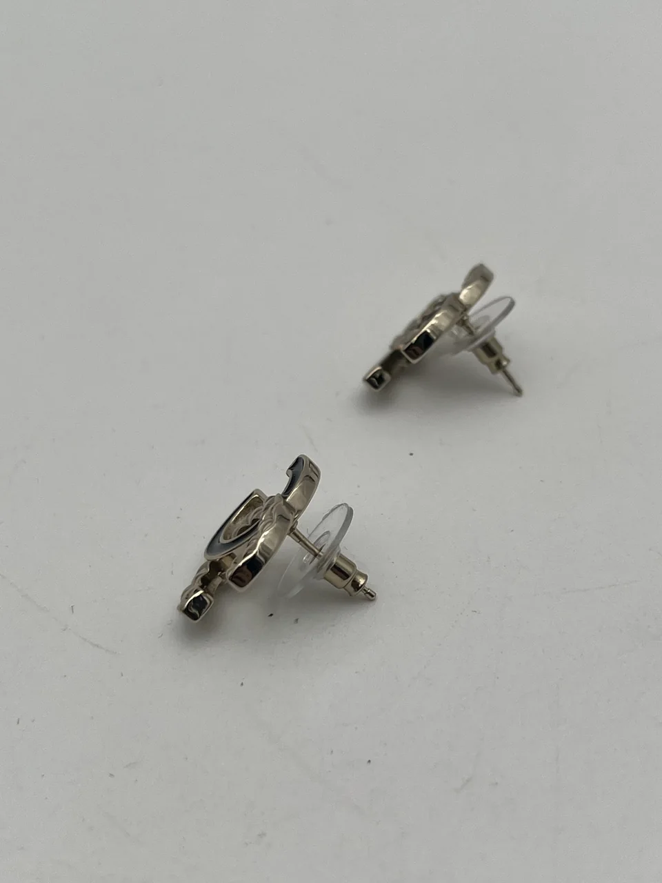 CHANEL EARRINGS view 3