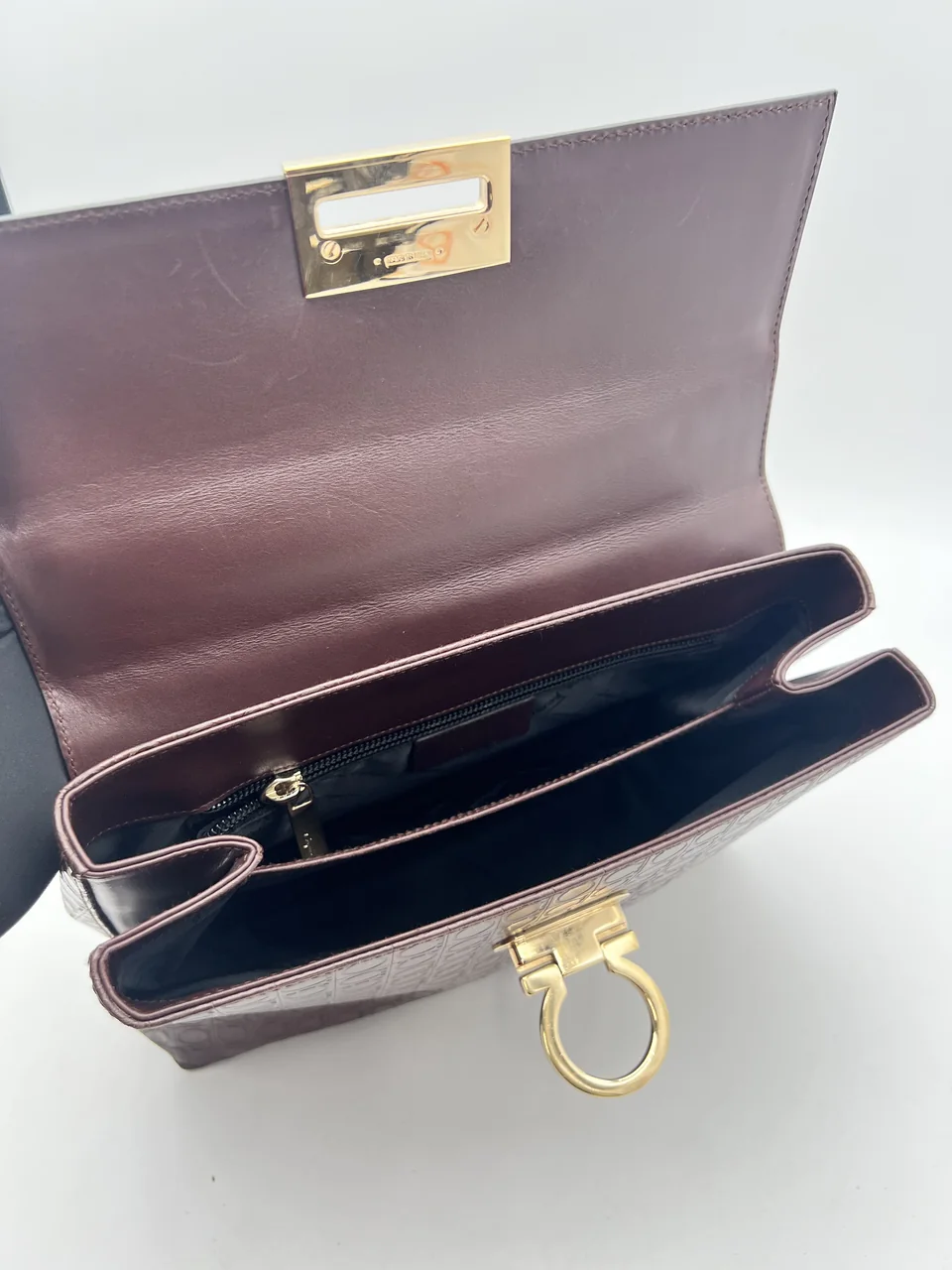 SALVATORE FERRAGAMO GANCINI HANDBAG (DARK BROWN) view 8
