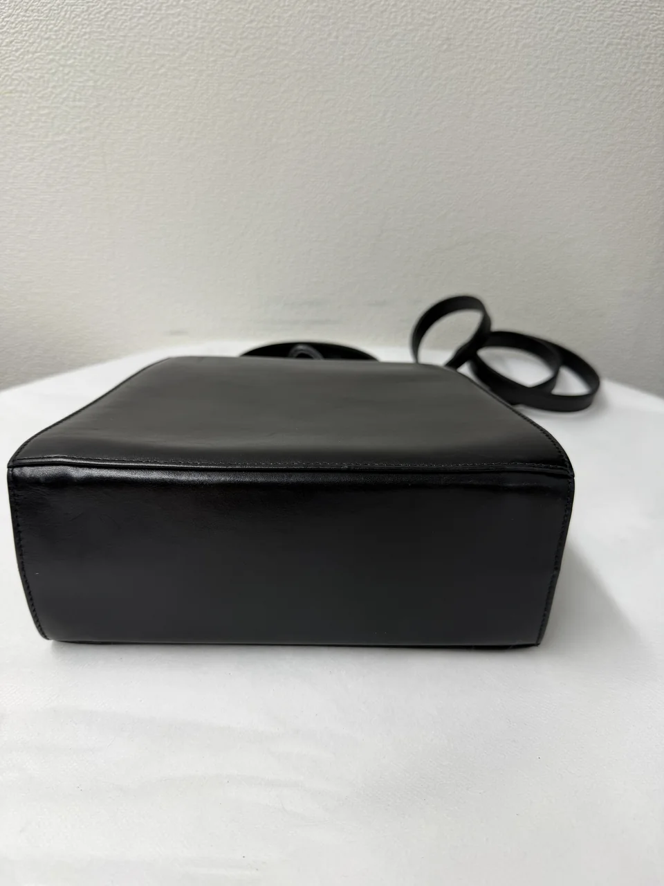 SALVATORE FERRAGAMO GANCINI view 5