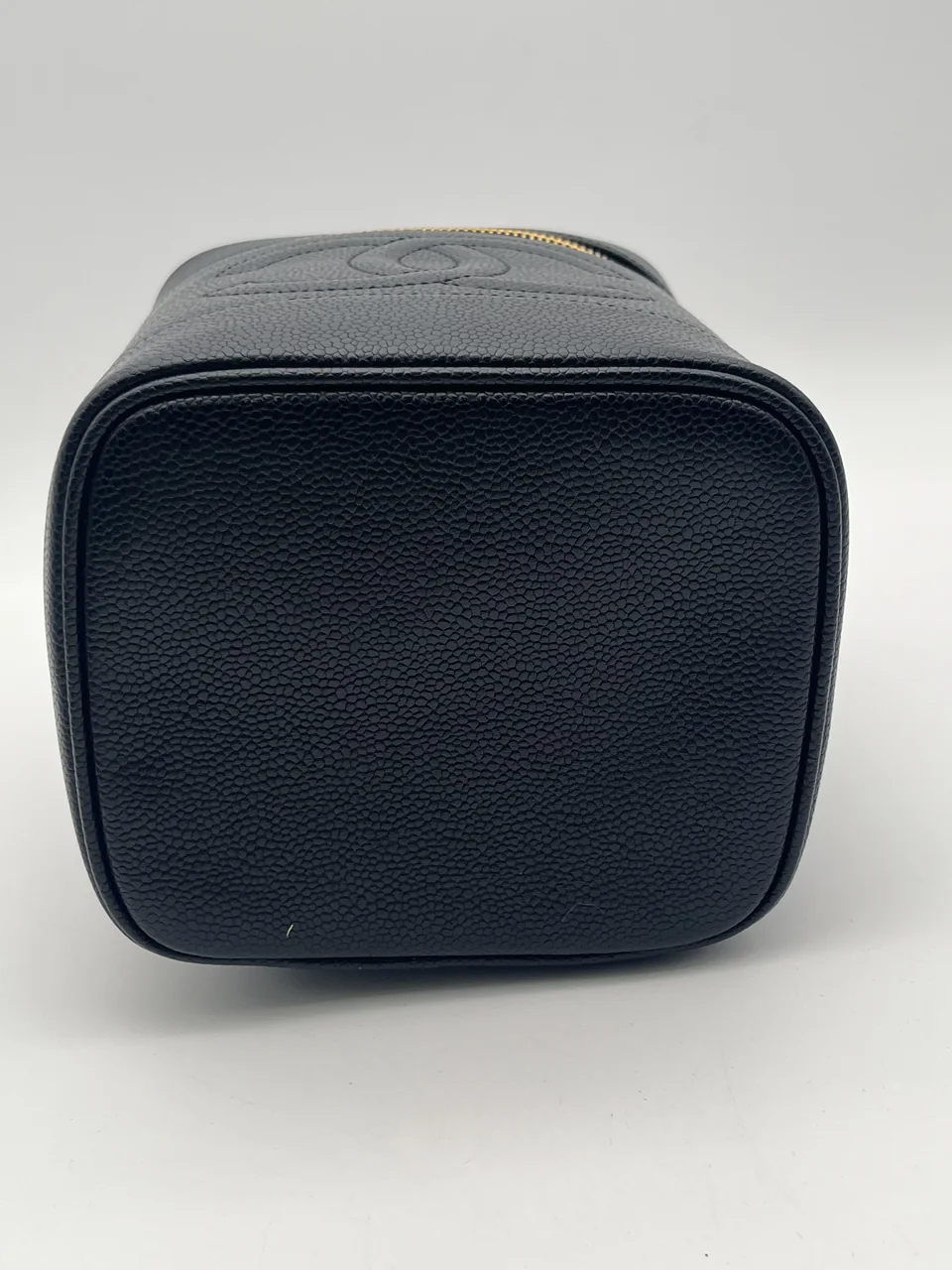 CHANEL CAVIAR COCO MARK VANITY view 3
