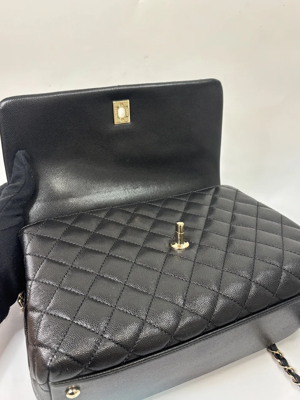 CHANEL CAVIAR TWO-WAY BAG (30 SERIAL CODE) view 8