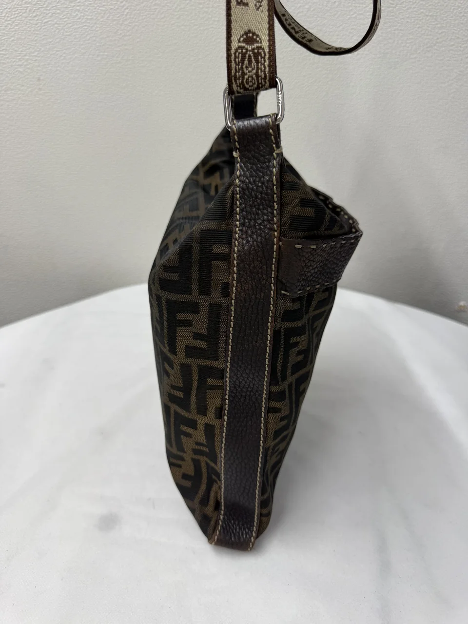 FENDI SHOULDER BAG view 5