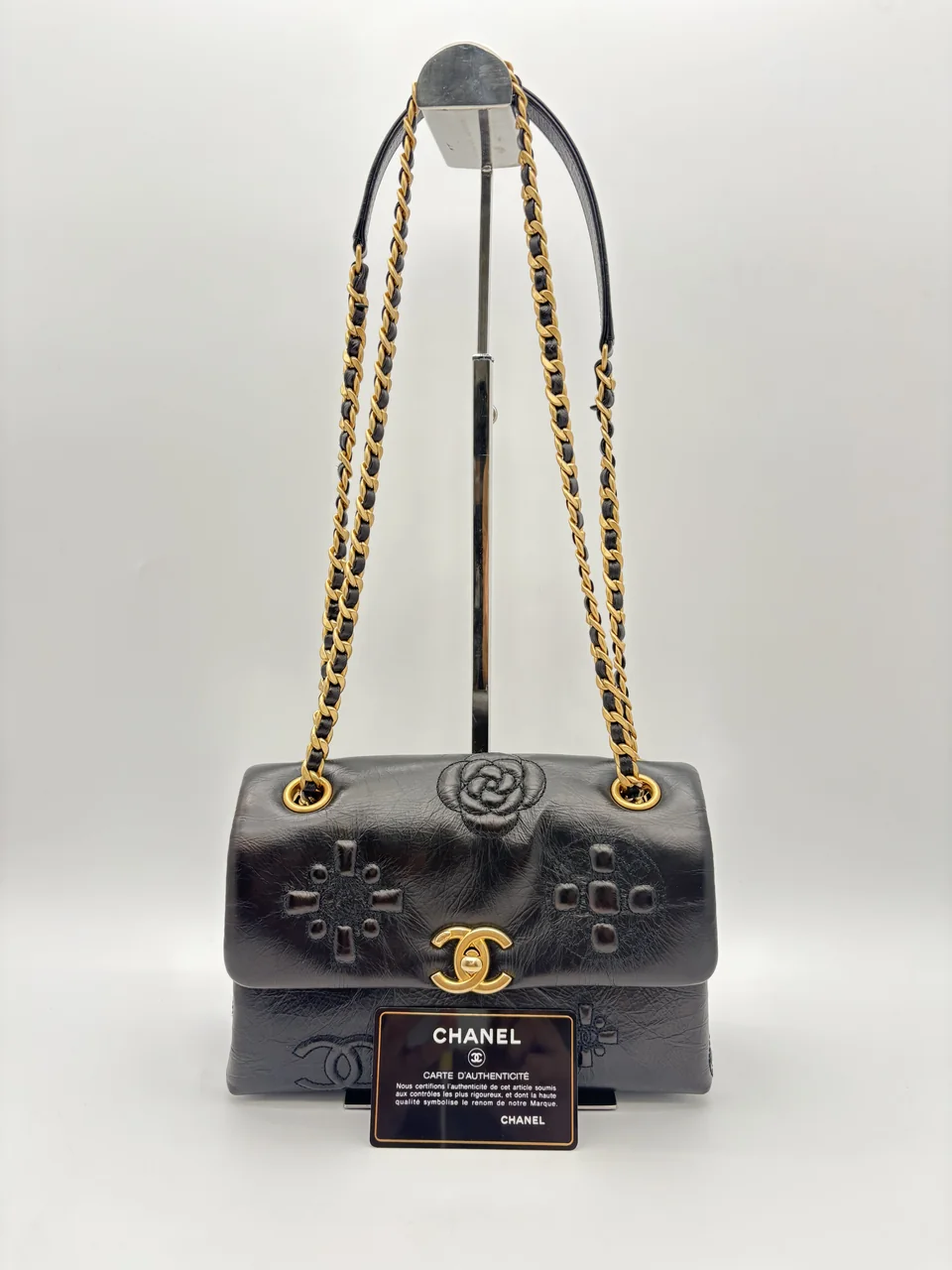 CHANEL CALF SKIN CAMELLIA SHOULDER BAG (39 SERIAL CODE)