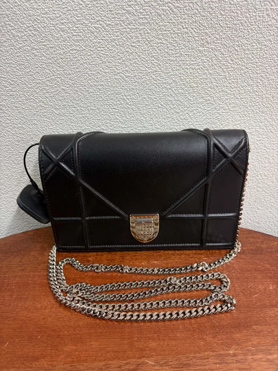 DIOR CHAIN SHOULDER BAG (BLACK)