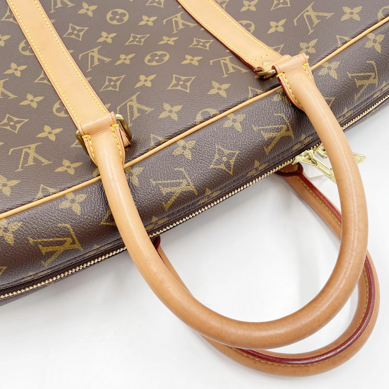 LV MONOGRAM SIRIUS 55 view 8