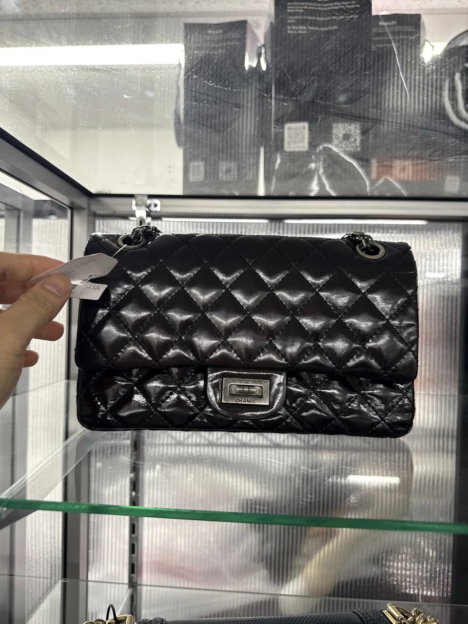 CHANEL ENAMEL 2.55