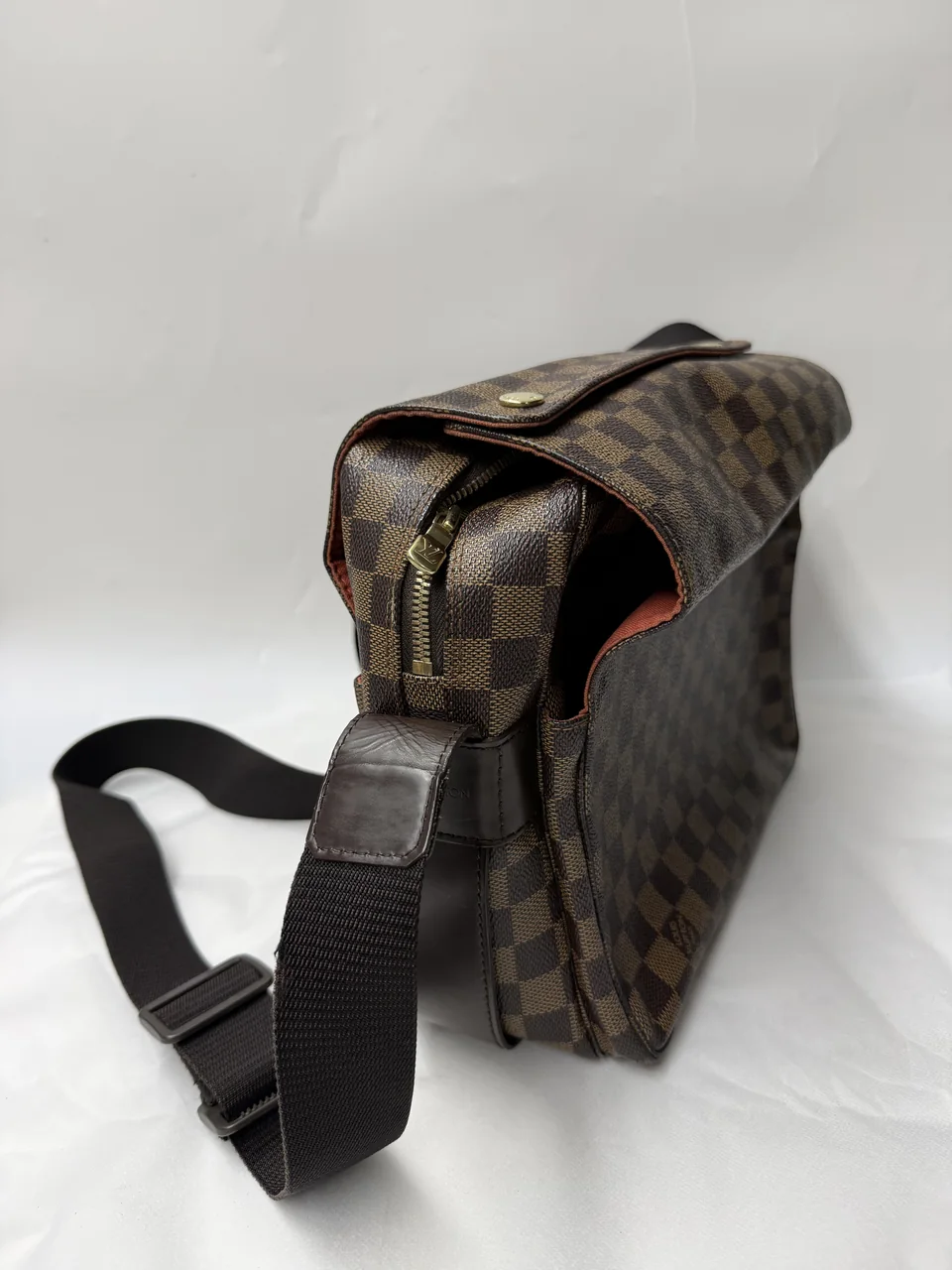 LV DAMIER NAVIGLIO view 13