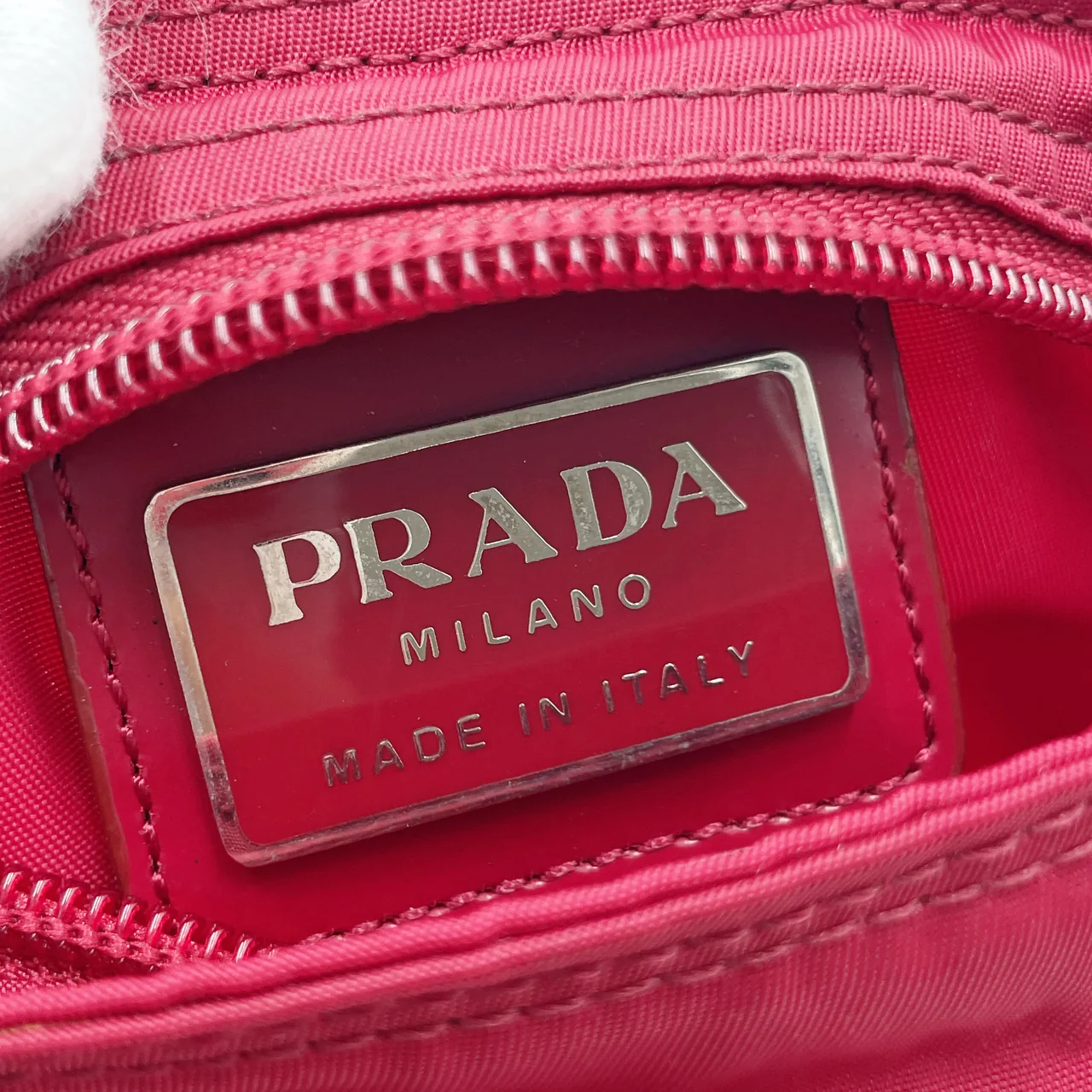 PRADA NYLON SHOULDER BAG (PINK) view 10