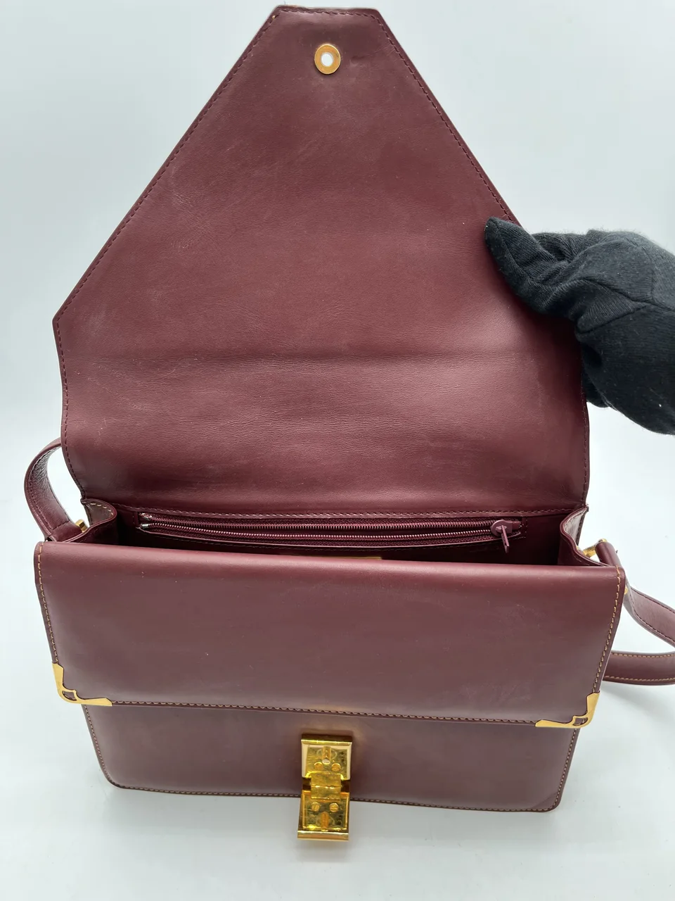 CARTIER SHOULDER BAG (BORDEAUX) view 9