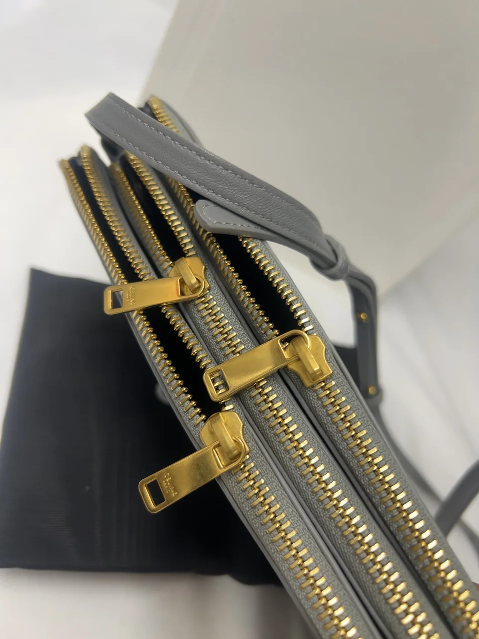 CELINE TRIOMPHE SHOULDER BAG view 7