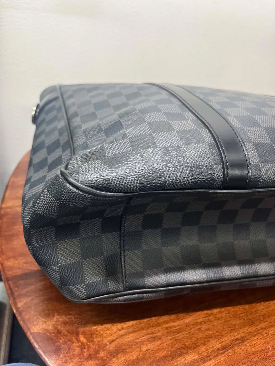 LV GRAPHITE N51192 view 5