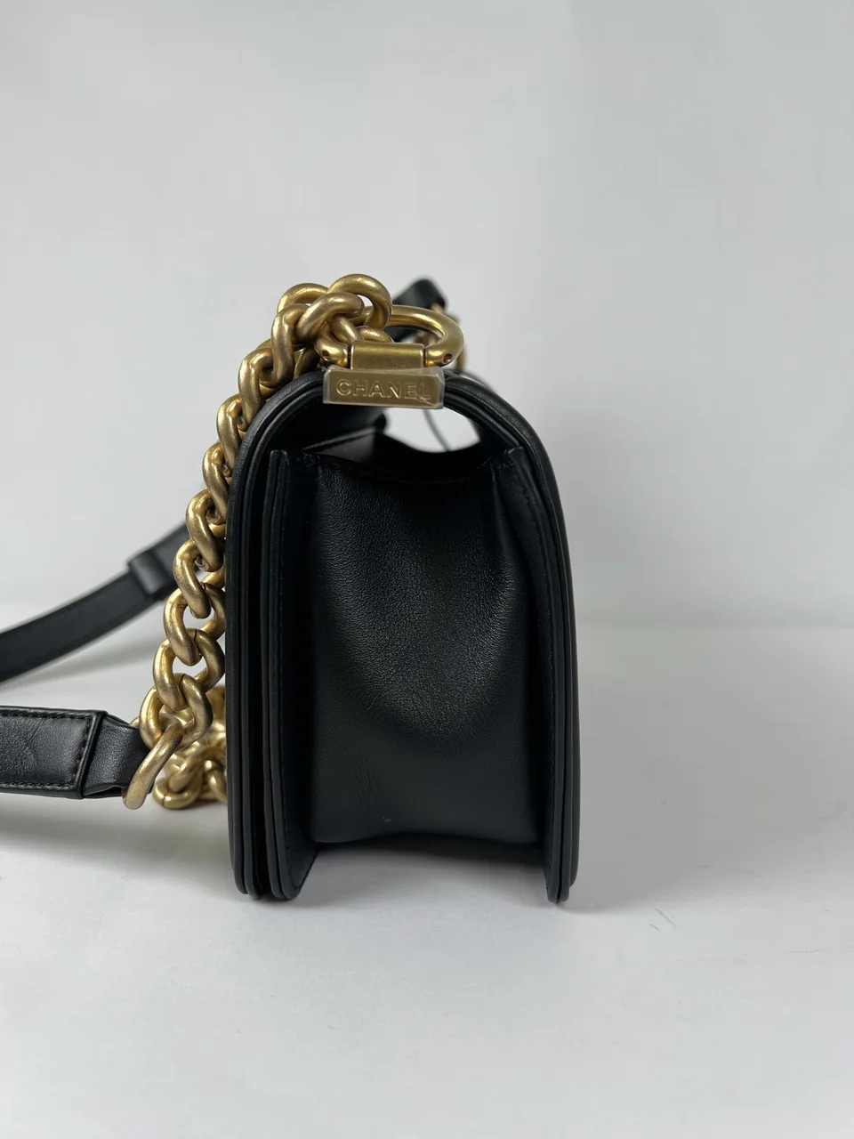 CHANEL LAMB SKIN LE BOY 20 view 4