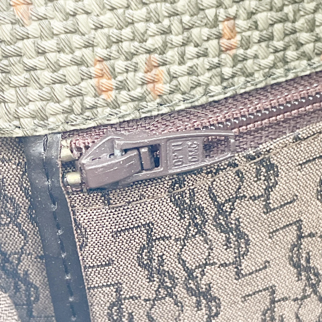 SAINT LAURENT SHOULDE RBAG (GRAY0 view 9