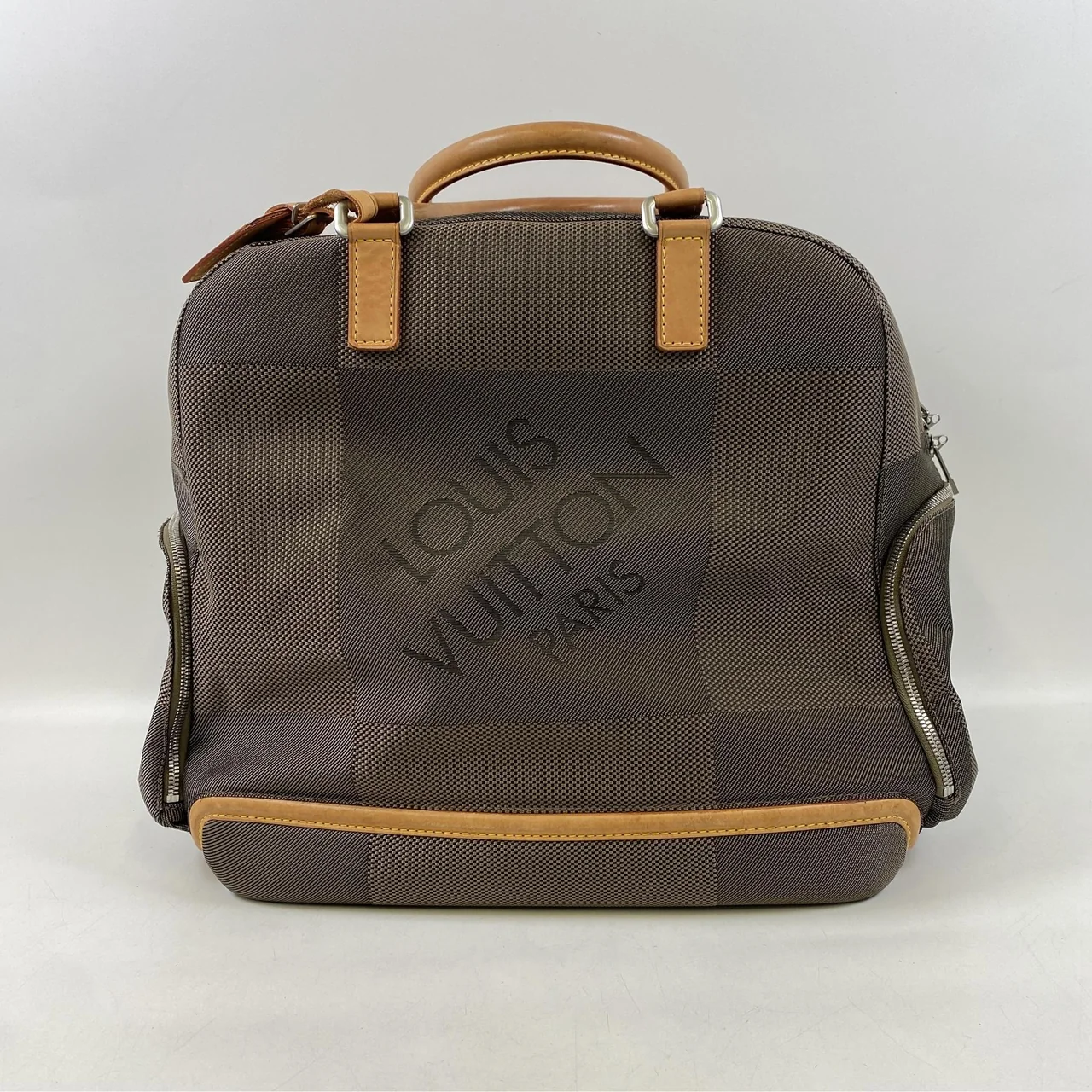 LV DAMIER JEANT AVENTURIER