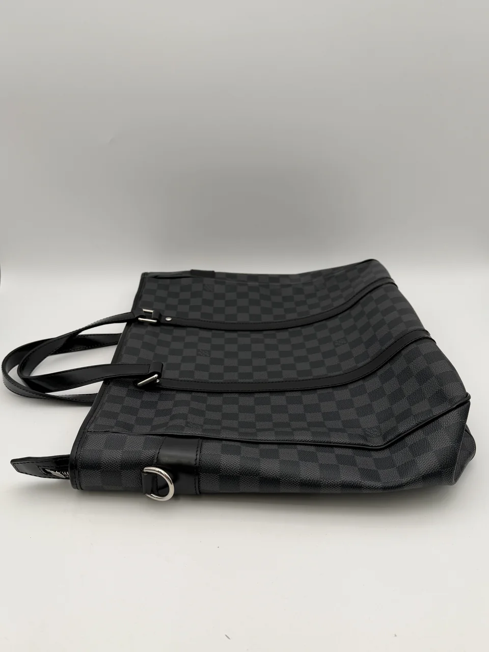 LV TADAO view 4