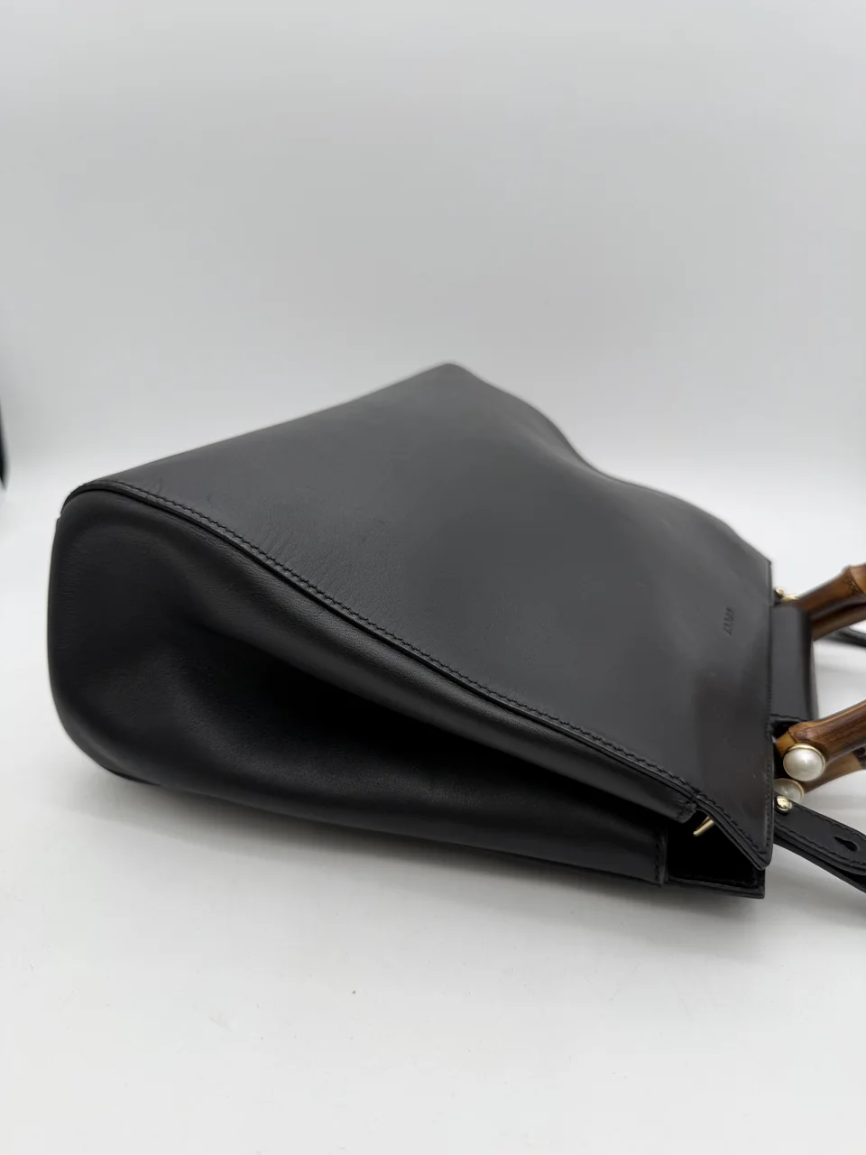 GUCCI TWO-WAY BAG view 4
