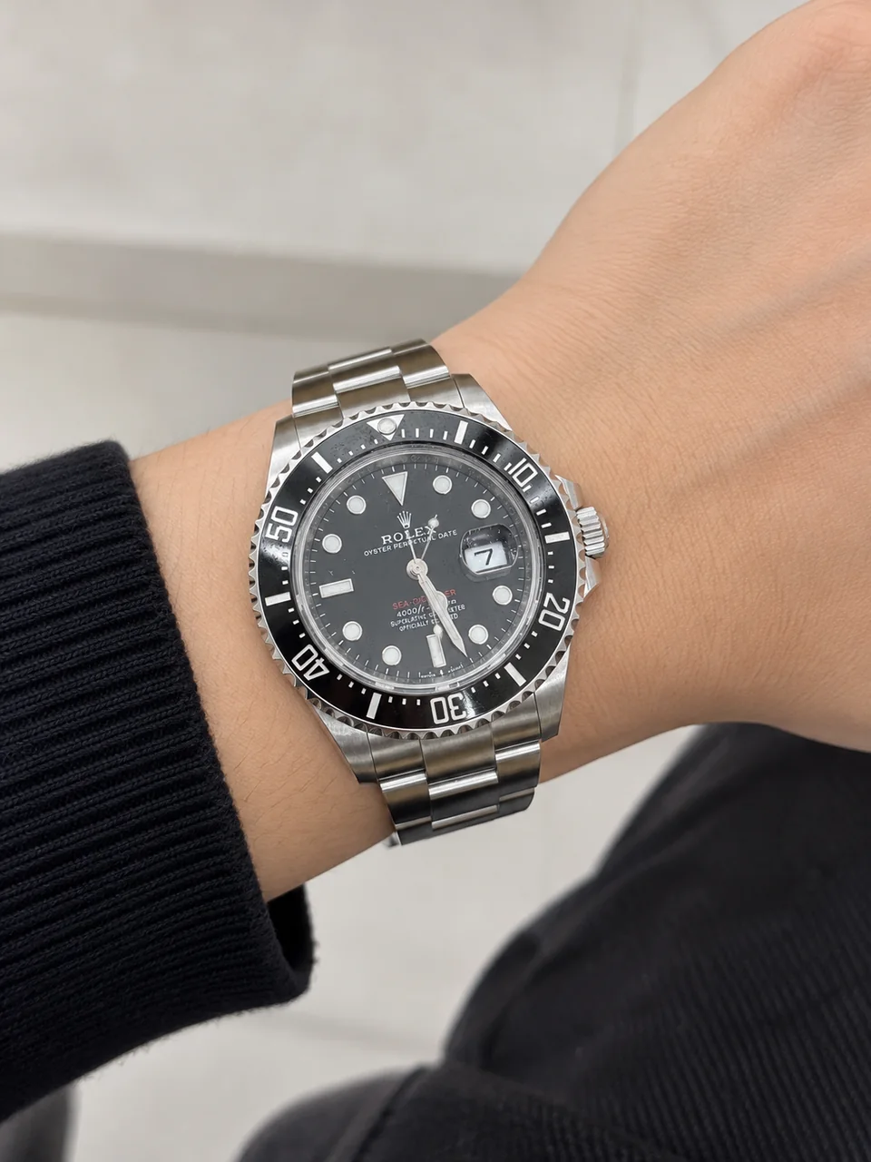 SS/AT ROLEX SEA-DWELLER (2023/03/17, 126600, 71XC4651) hover