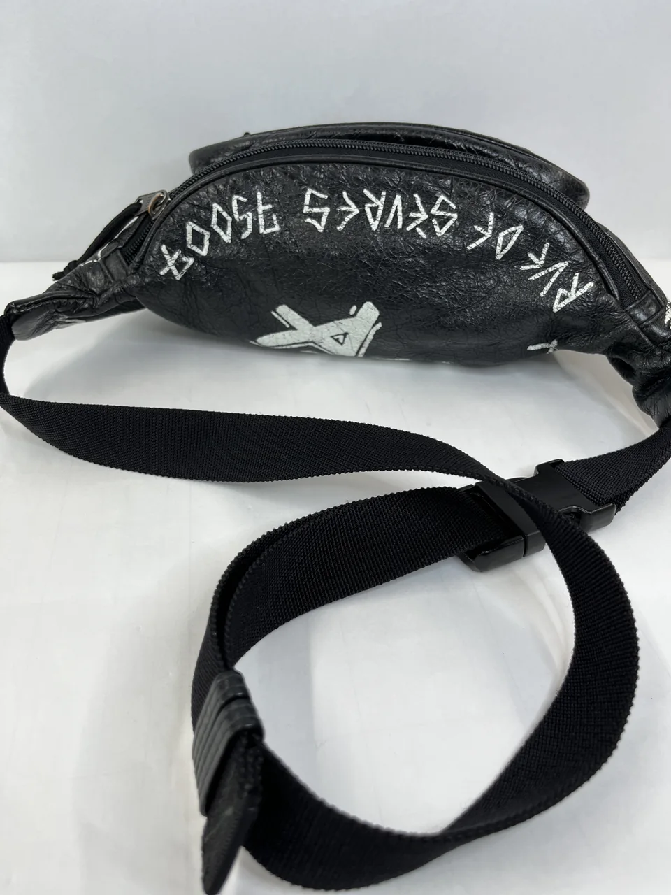 BALENCIAGA WAIST BAG view 5