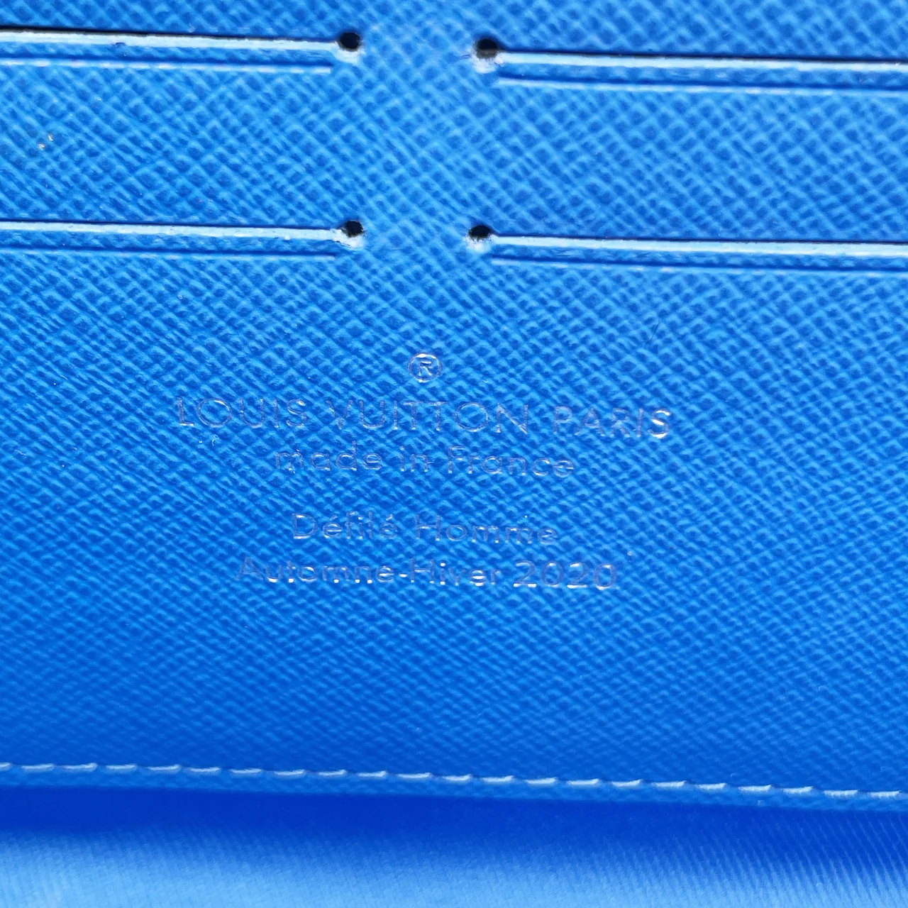 LV SOFT TRUNK WALLET (BLUE) view 11