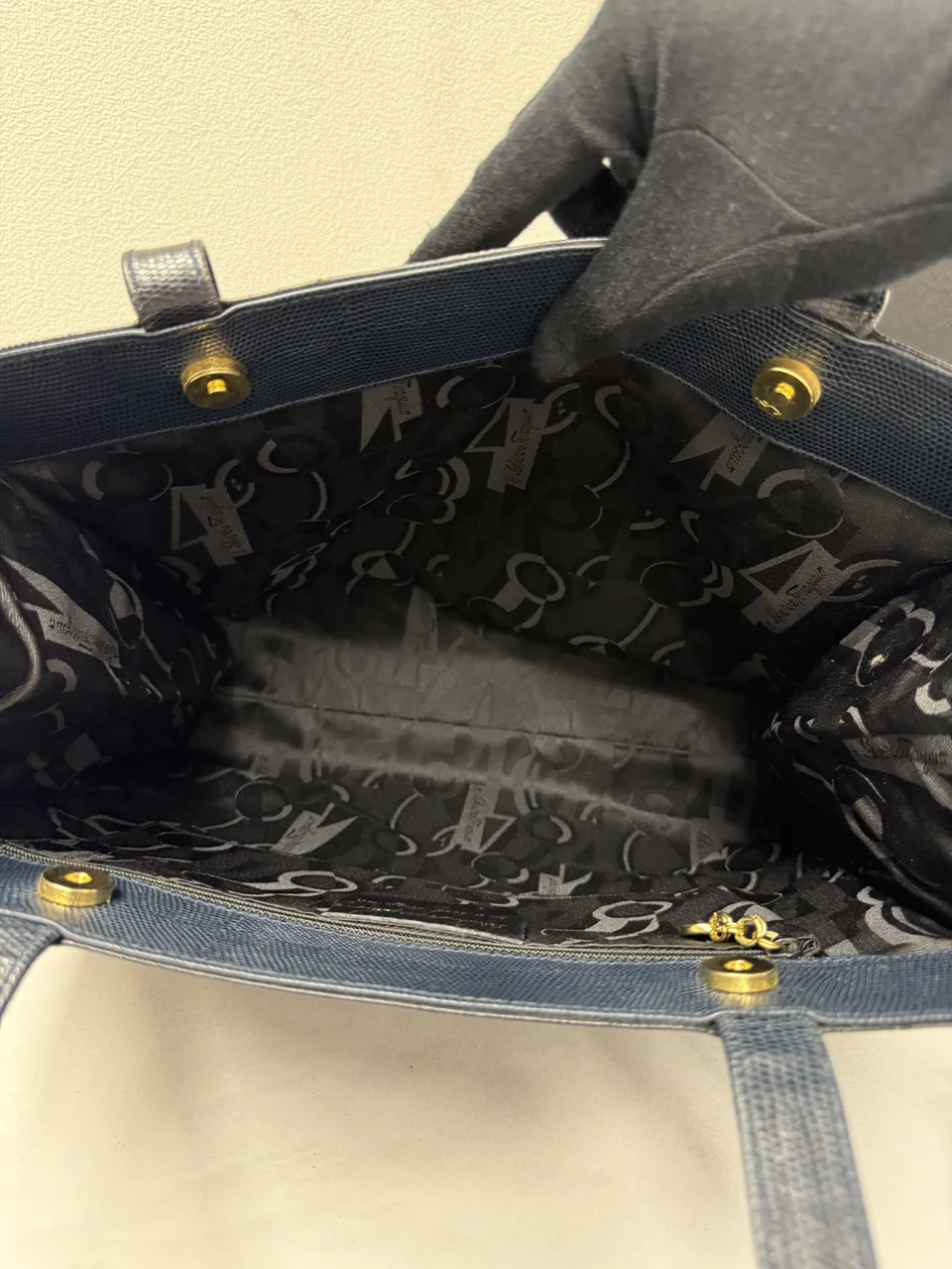 SALVATORE FERRAGAMO TOTE BAG view 9