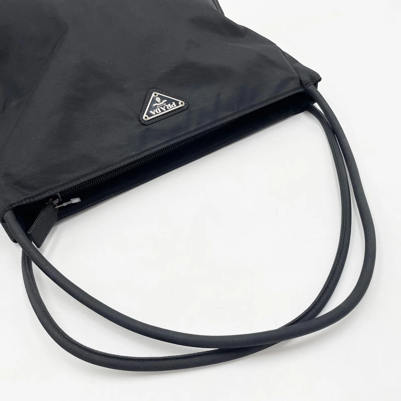 PRADA NYLON TOTE BAG (BLACK) view 4