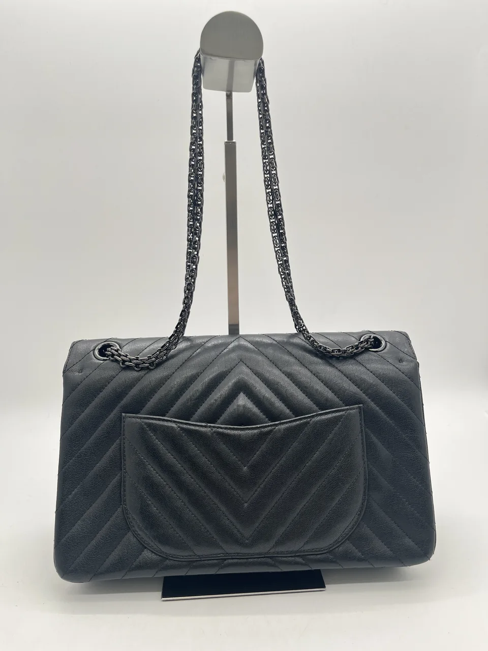 CHANEL CHEVRON 2.55 DOUBLE FLAP view 3