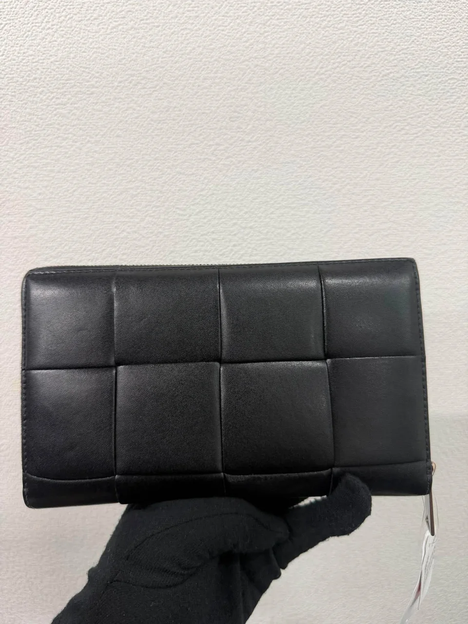 BOTTEGA VENETA CASSETTE ZIP AROUND (BLACK) view 3