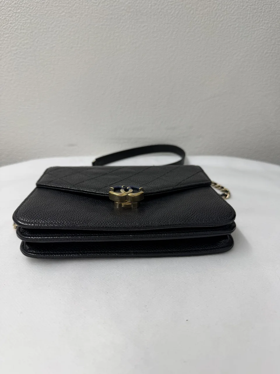 CHANEL CAVIAR SKIN HALF COCO CHAIN SHOULDER BAG photo 5