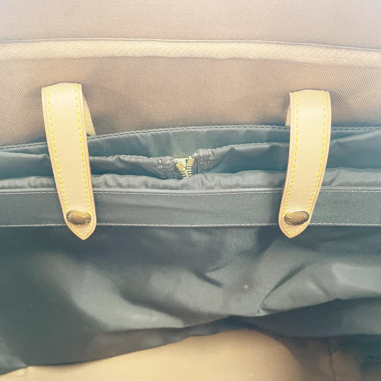 LV MONOGRAM SIRIUS 55 view 5