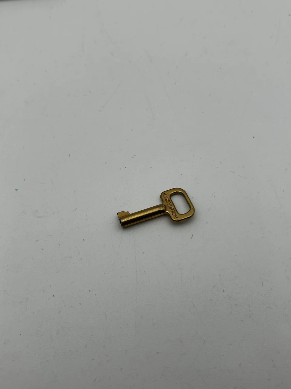 LV MONOGRAM MONCEAU view 2